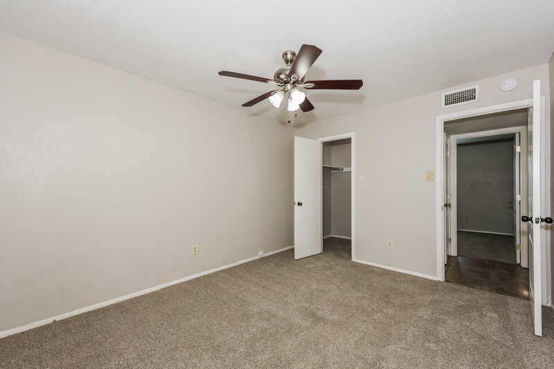 1,915/Mo, 801 Annapolis Dr Arlington, TX 76017 Main Bedroom View