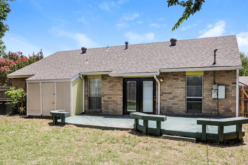 1,915/Mo, 801 Annapolis Dr Arlington, TX 76017 Rear View