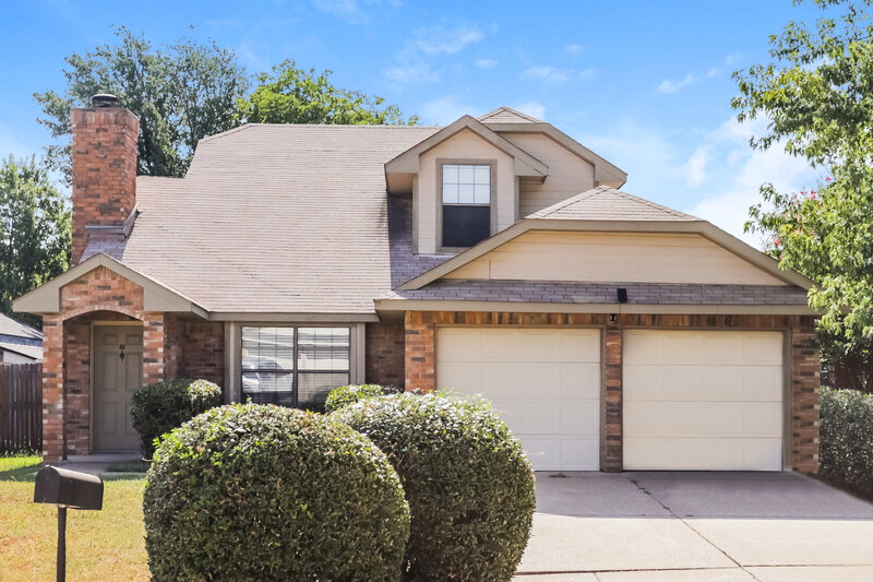 2,045/Mo, 5517 Silver Maple Dr Arlington, TX 76018 External View
