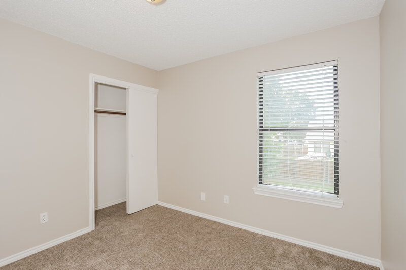 1,935/Mo, 4816 Hollow Tree Dr Arlington, TX 76018 Bedroom View 2