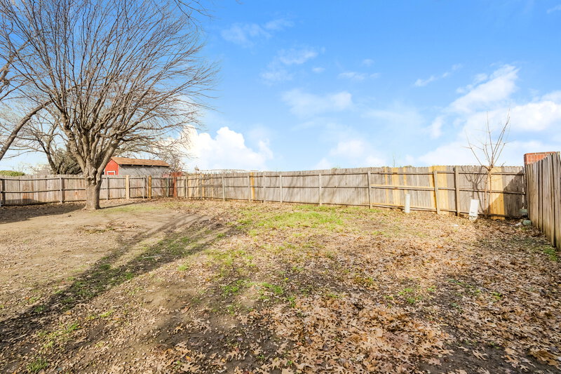 1,995/Mo, 1505 Glenwillow Dr Arlington, TX 76018 Rear View 2