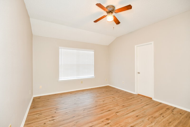 2,035/Mo, 1715 Duster Circle Arlington, TX 76018 Main Bedroom View