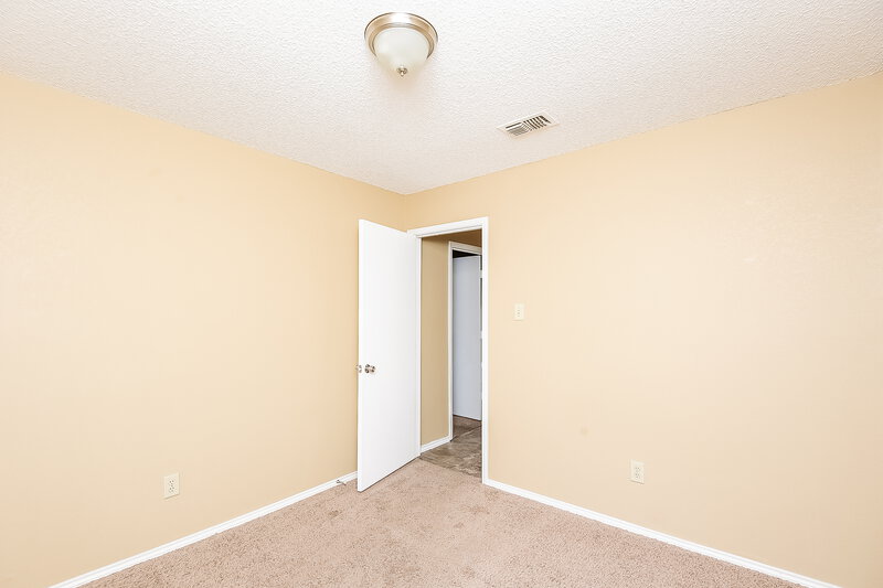 2,035/Mo, 1715 Duster Circle Arlington, TX 76018 Bedroom View 6