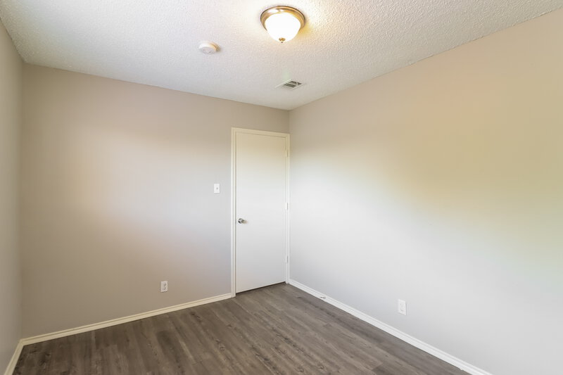 2,100/Mo, 4803 Glen Valley Dr Arlington, TX 76018 Bedroom View 2