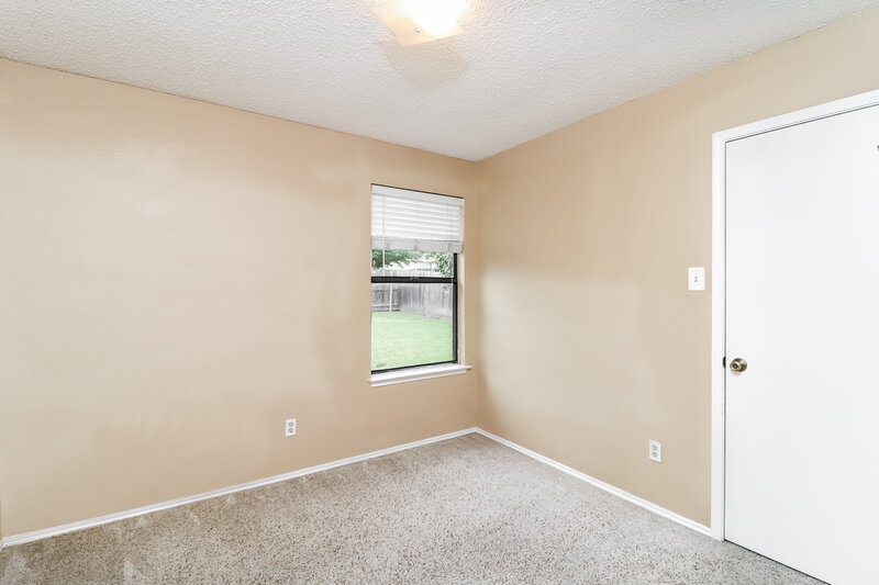 1,955/Mo, 1717 Quinlan Ct Arlington, TX 76018 Bedroom View 2