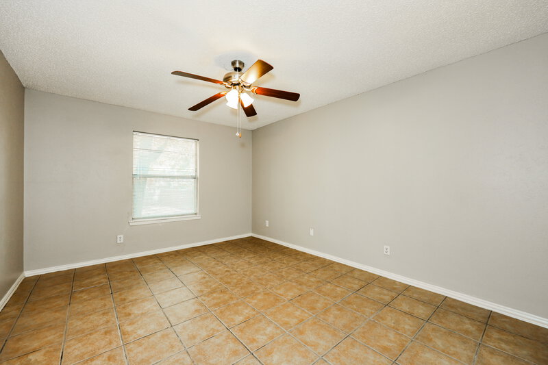 1,835/Mo, 720 Lake Crest Pkwy Azle, TX 76020 Bedroom View 3