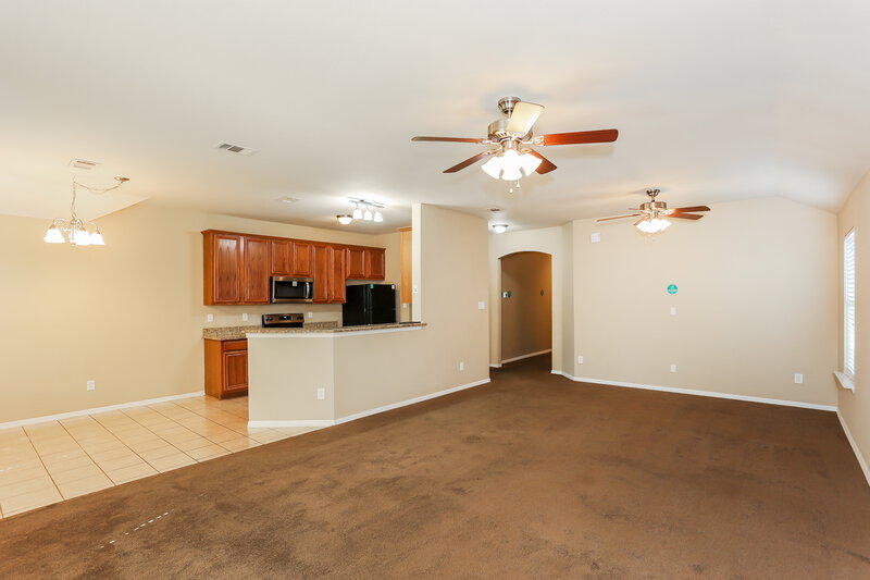 2,270/Mo, 1104 New Meadow Dr Azle, TX 76020 Living Room View