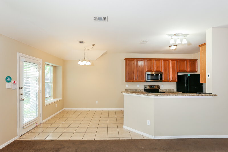 2,270/Mo, 1104 New Meadow Dr Azle, TX 76020 Dining Room View