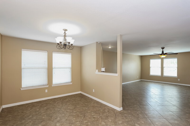 2,240/Mo, 848 Grant St Burleson, TX 76028 Dining Room View