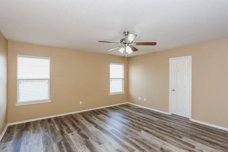 2,240/Mo, 848 Grant St Burleson, TX 76028 Main Bedroom View