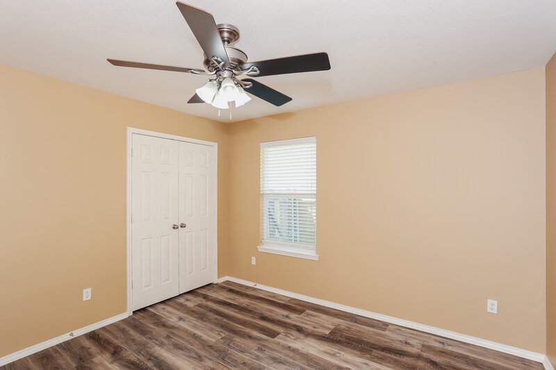 2,240/Mo, 848 Grant St Burleson, TX 76028 Bedroom View 2