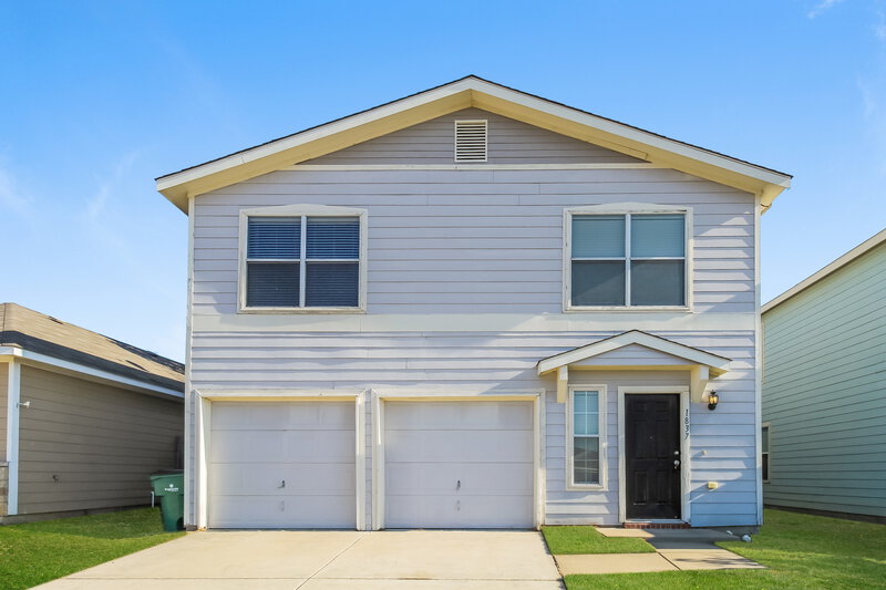 3,040/Mo, 1837 Wickham Dr Burleson, TX 76028 External View