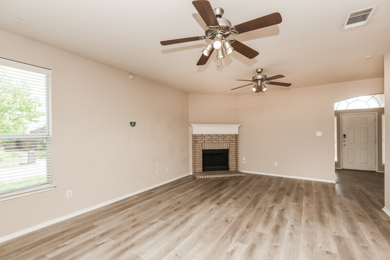 1,915/Mo, 1313 Pepperfield Ct Burleson, TX 76028 Living Room View 2