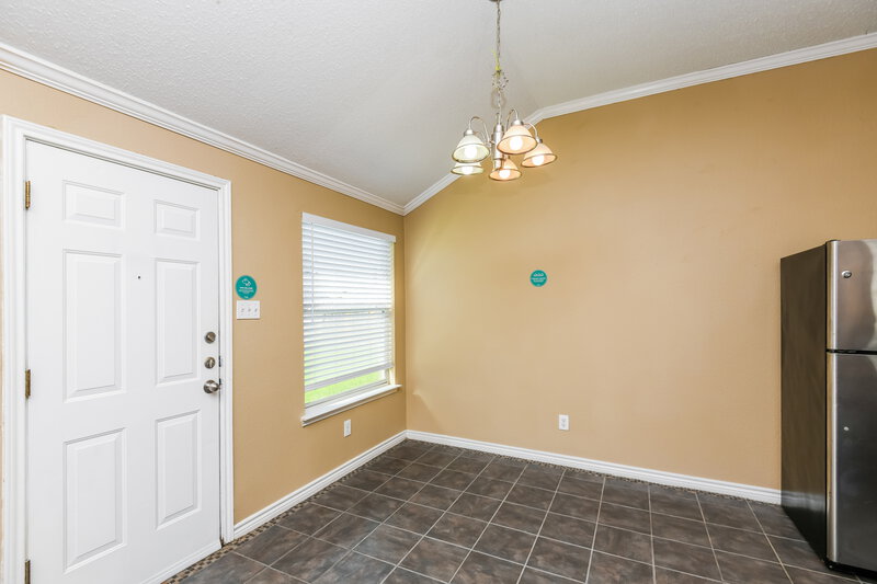 1,815/Mo, 1025 McKavett Dr Burleson, TX 76028 Breakfast Nook View
