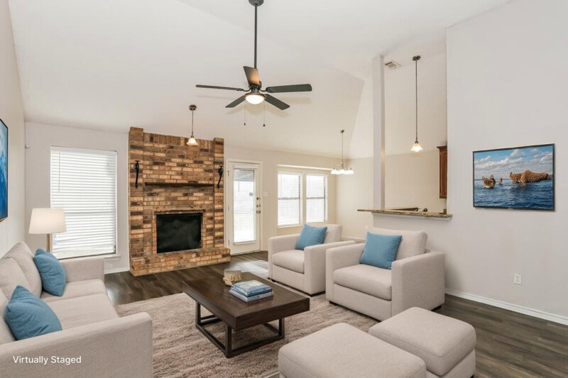 1,915/Mo, 617 Parkview Dr Burleson, TX 76028 Misc View