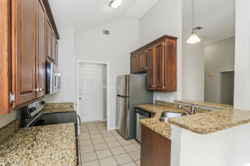 1,915/Mo, 617 Parkview Dr Burleson, TX 76028 Misc View 6