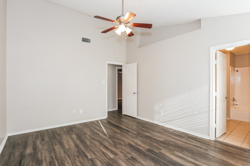 1,915/Mo, 617 Parkview Dr Burleson, TX 76028 Misc View 10