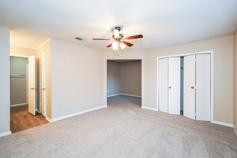 2,035/Mo, 517 Daniels Dr Crowley, TX 76036 Family Room View