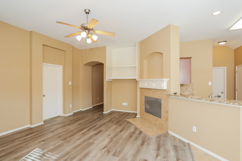 2,475/Mo, 1414 Cowtown Dr Mansfield, TX 76063 Living Room View 2