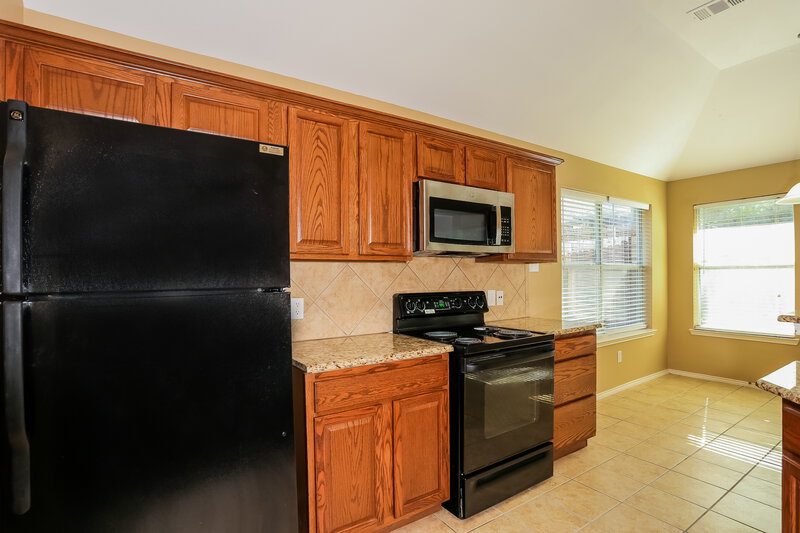 2,475/Mo, 1414 Cowtown Dr Mansfield, TX 76063 Kitchen View 2
