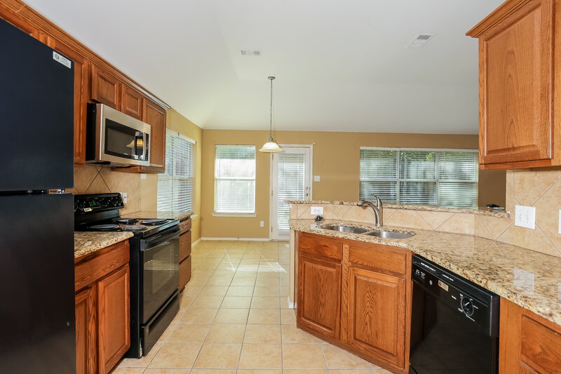 2,475/Mo, 1414 Cowtown Dr Mansfield, TX 76063 Kitchen View 3