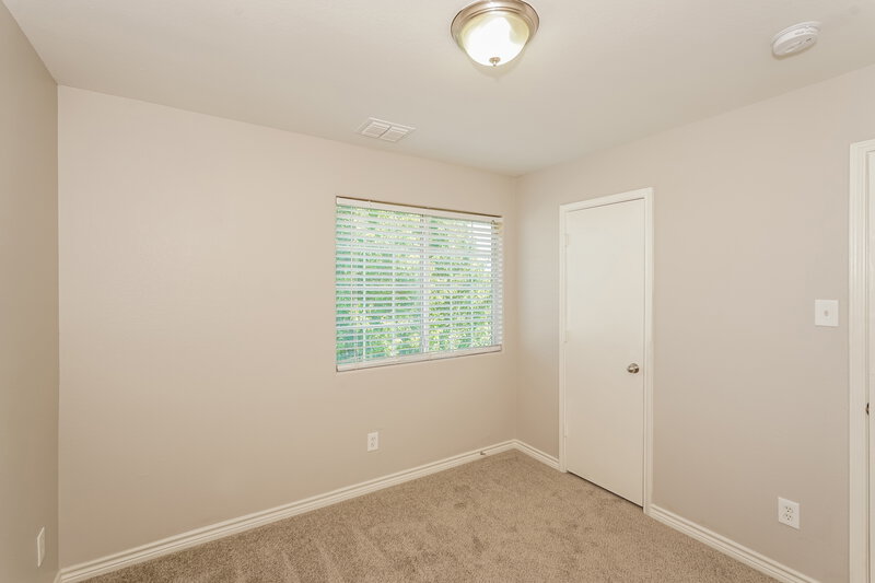 1,930/Mo, 12717 Carpenter Ln Rhome, TX 76078 Bedroom View 2