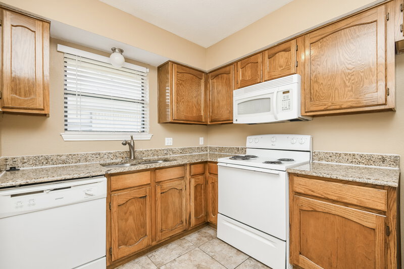1,715/Mo, 224 N Bugle Dr Fort Worth, TX 76108 Kitchen View 2