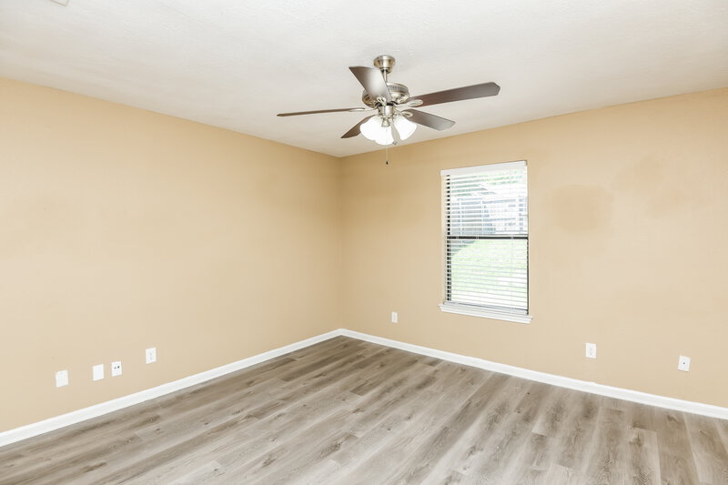 1,715/Mo, 224 N Bugle Dr Fort Worth, TX 76108 Main Bedroom View
