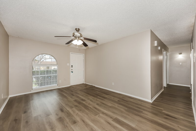 1,665/Mo, 521 Annapolis Dr Fort Worth, TX 76108 Dining Room View