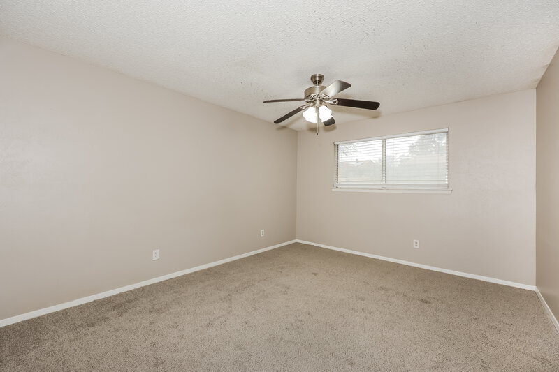 1,665/Mo, 521 Annapolis Dr Fort Worth, TX 76108 Main Bedroom View