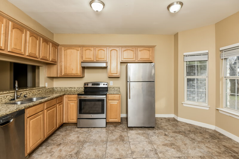 2,120/Mo, 9124 Rowland St White Settlement, TX 76108 Kitchen View 2