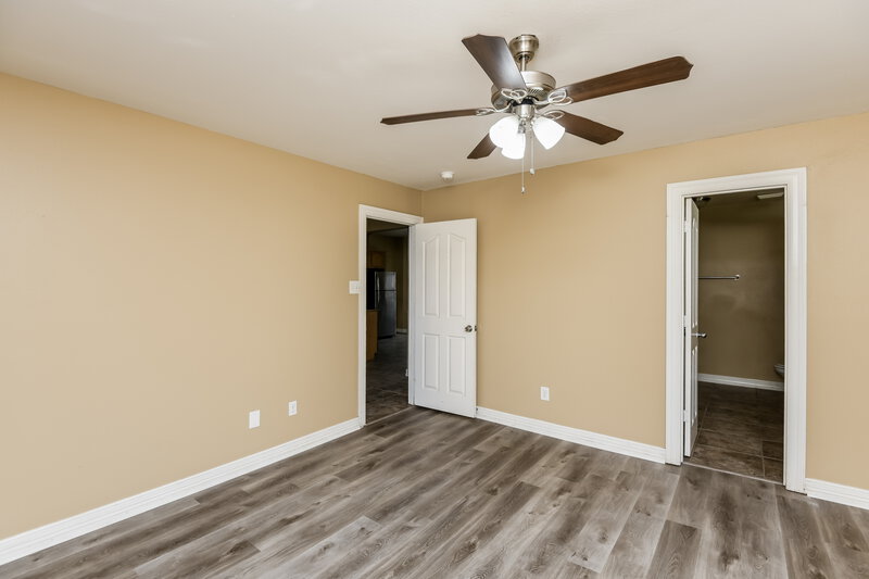 2,120/Mo, 9124 Rowland St White Settlement, TX 76108 Main Bedroom View 2