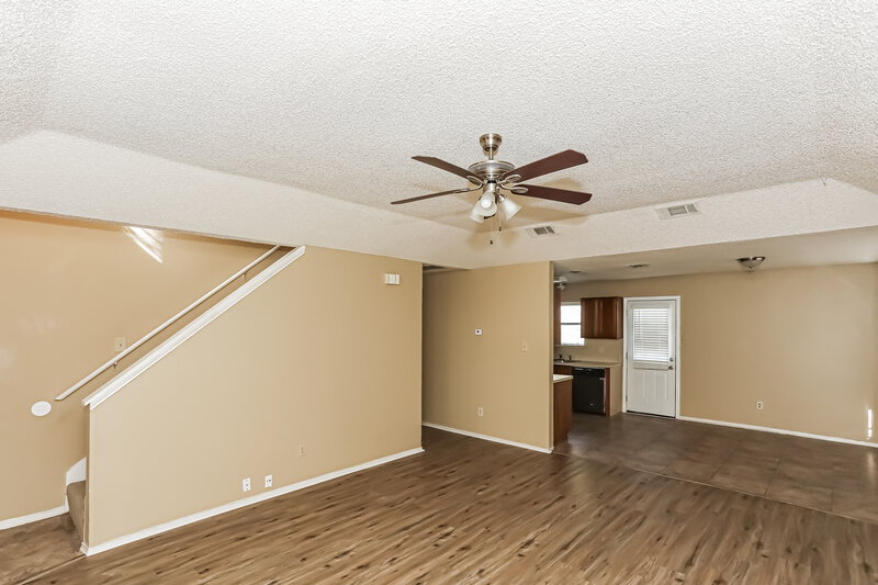 2,060/Mo, 10104 Pack Saddle Trail Fort Worth, TX 76108 Living Room View 2