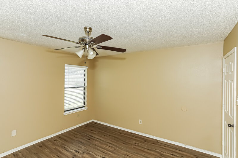 2,060/Mo, 10104 Pack Saddle Trail Fort Worth, TX 76108 Bedroom View 2