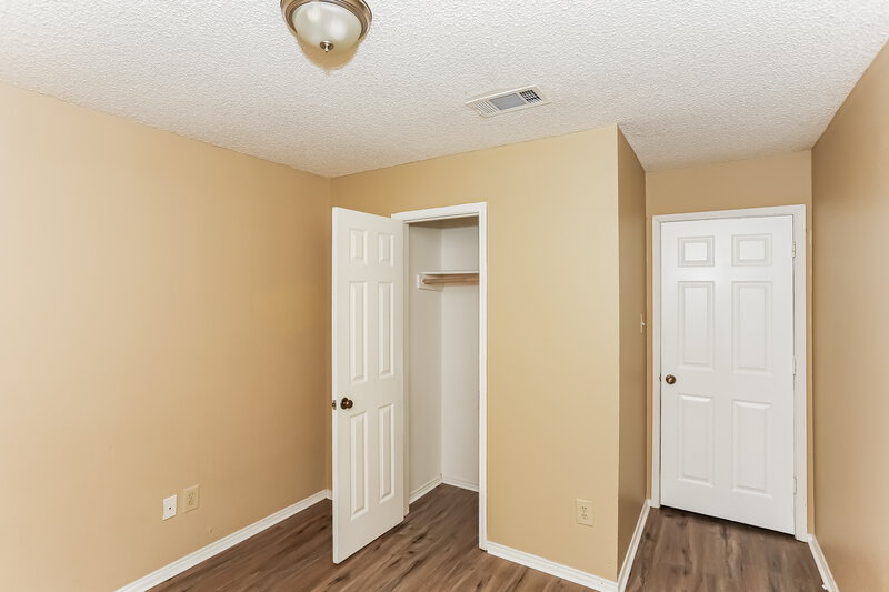2,060/Mo, 10104 Pack Saddle Trail Fort Worth, TX 76108 Bedroom View 6