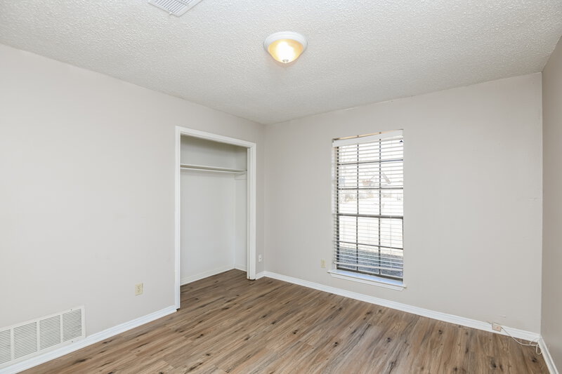 1,895/Mo, 7528 Beckwood Dr Fort Worth, TX 76112 Bedroom View