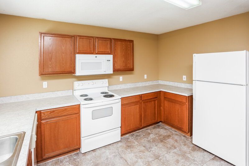 2,120/Mo, 7840 Whitney Ln Fort Worth, TX 76112 Kitchen View