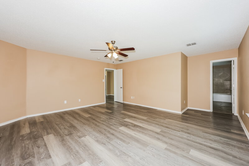 2,095/Mo, 3505 Chapel Pointe Trail Fort Worth, TX 76116 Main Bedroom View 2