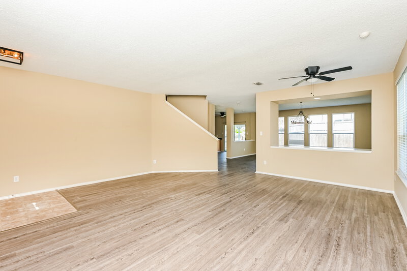 2,240/Mo, 10172 Chapel Springs Trail Fort Worth, TX 76116 Living Room View