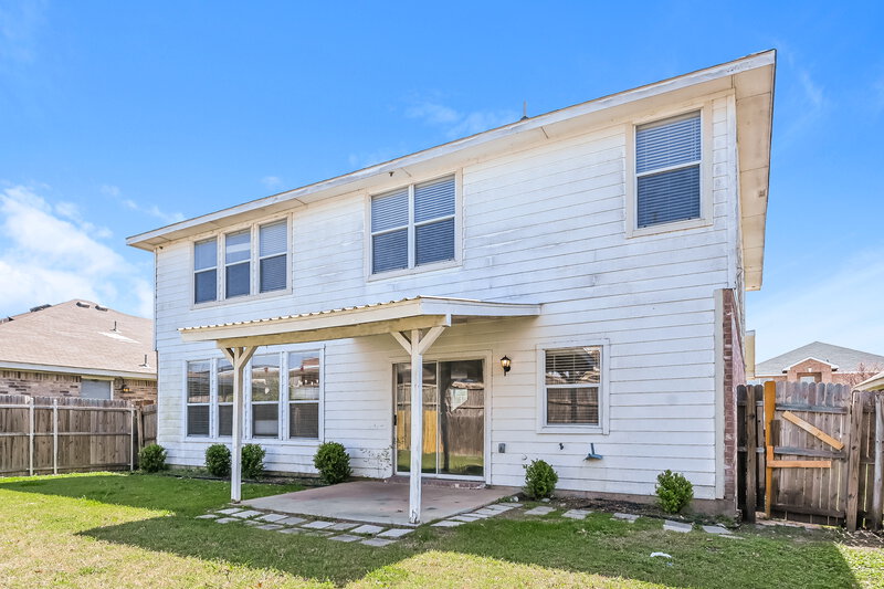2,240/Mo, 10172 Chapel Springs Trail Fort Worth, TX 76116 Rear View