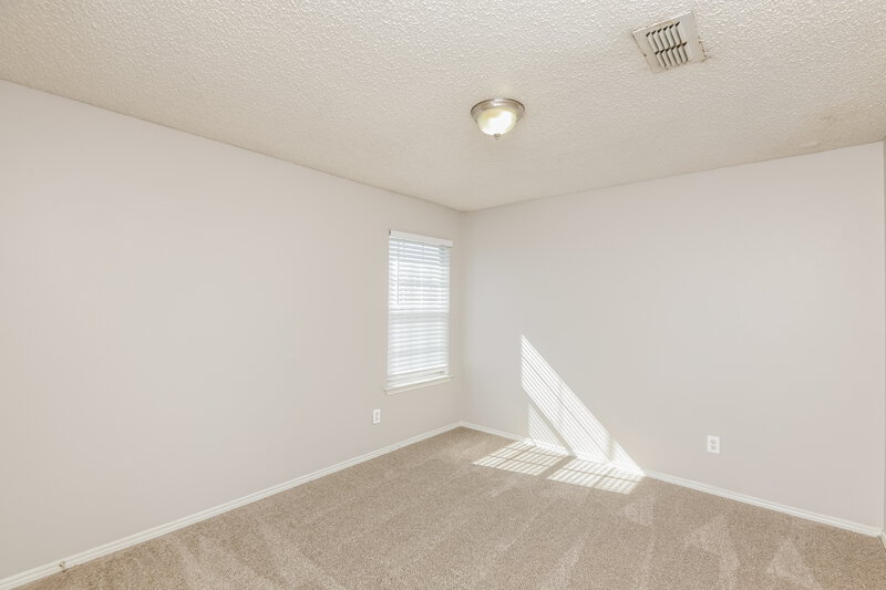 1,910/Mo, 8012 Whitney Ln Fort Worth, TX 76120 Bedroom View 3