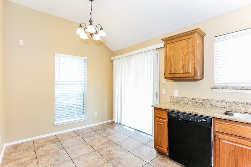 2,395/Mo, 7404 Arbor Park Dr Fort Worth, TX 76120 Dining Room View