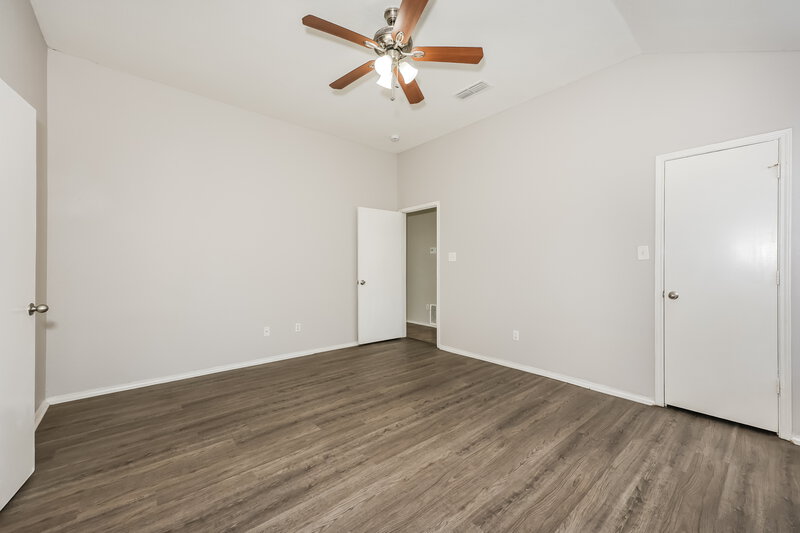0/Mo, 7448 Ashcroft Circle Fort Worth, TX 76120 Main Bedroom View