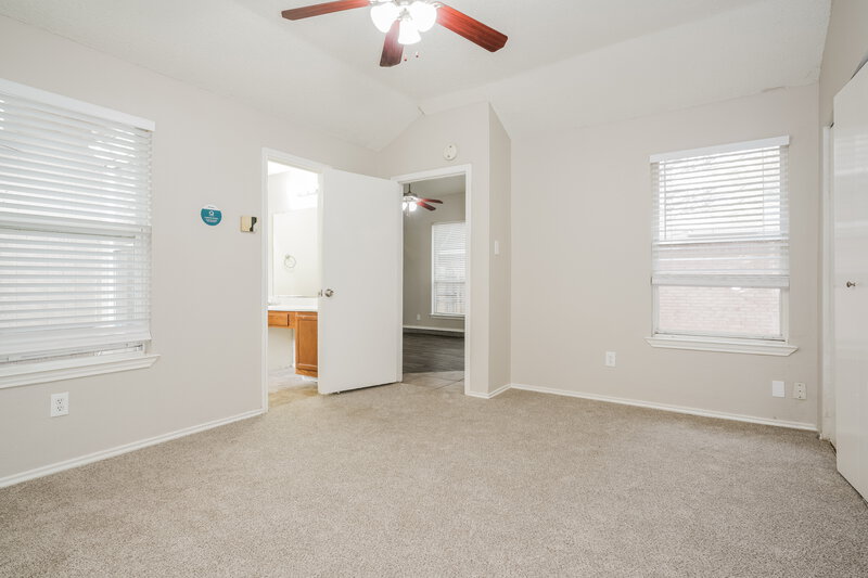 2,085/Mo, 7456 Arbor Hill Dr Fort Worth, TX 76120 Main Bedroom View 2