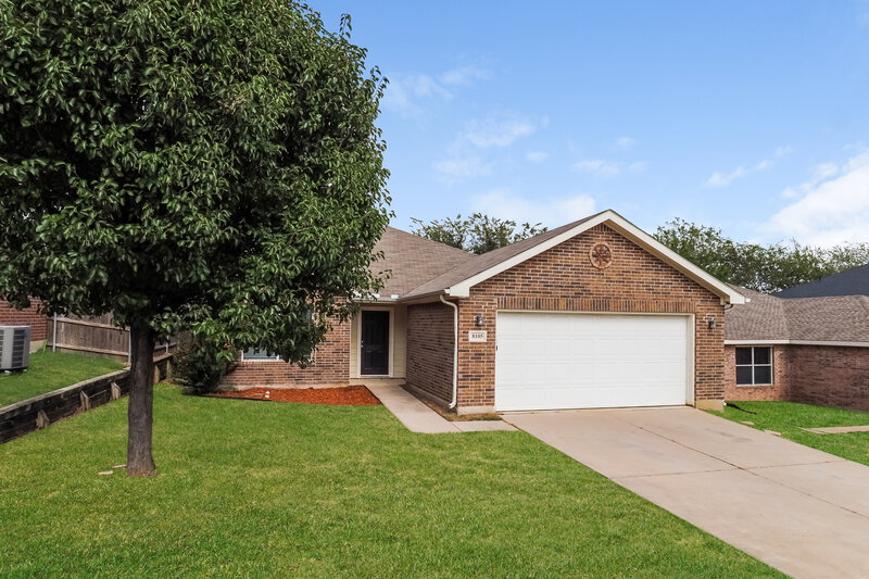 2,130/Mo, 8105 Colbi Ln Fort Worth, TX 76120 Front View