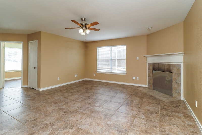 2,130/Mo, 8105 Colbi Ln Fort Worth, TX 76120 Living Room View