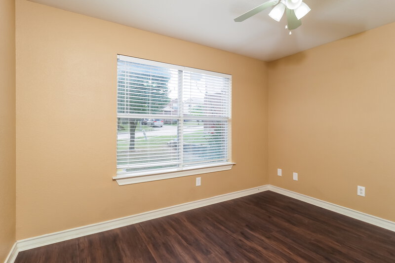 2,130/Mo, 8105 Colbi Ln Fort Worth, TX 76120 Bedroom View