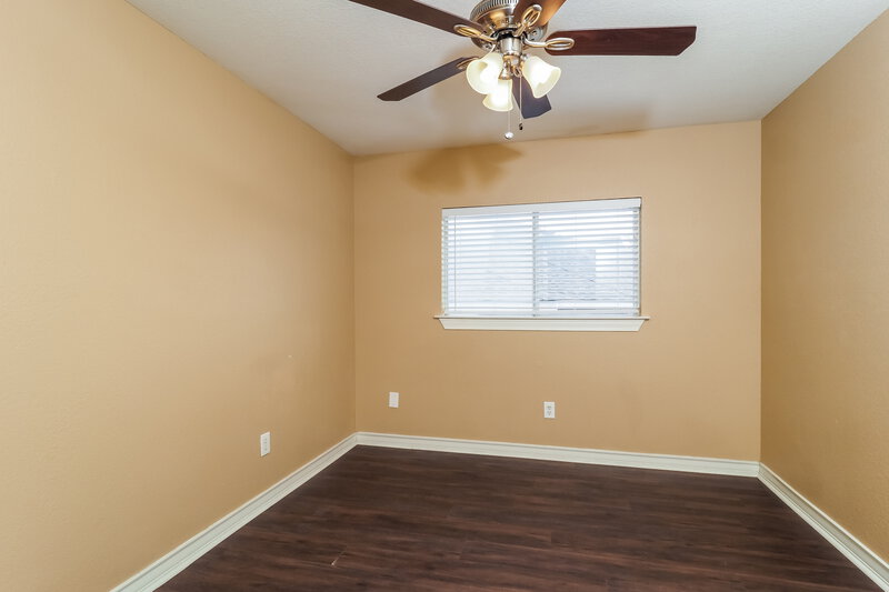 2,130/Mo, 8105 Colbi Ln Fort Worth, TX 76120 Bedroom View 2