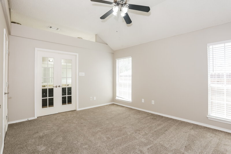 2,050/Mo, 705 Cross Ridge Circle N Fort Worth, TX 76120 Misc View 9