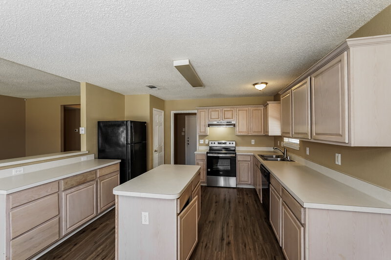 1,955/Mo, 4008 Cypress Gardens Dr Fort Worth, TX 76123 Kitchen View 2